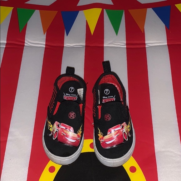 Lightning McQueen/Cars slip on sneakers - Picture 2 of 2